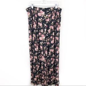 American Eagle- Loose fit Floral pants size: XL